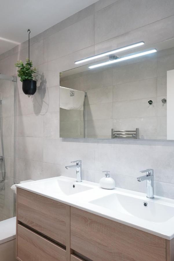 Apartaments La Rambla - Arbequina - 6 Persones Cornudella de Montsant Εξωτερικό φωτογραφία